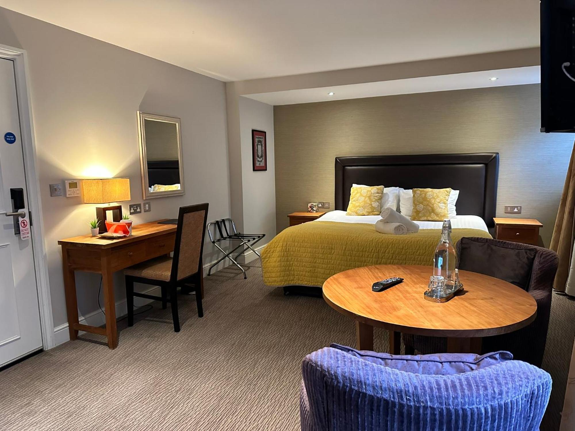 Goswell House Hotel Central Windsor Bagian luar foto